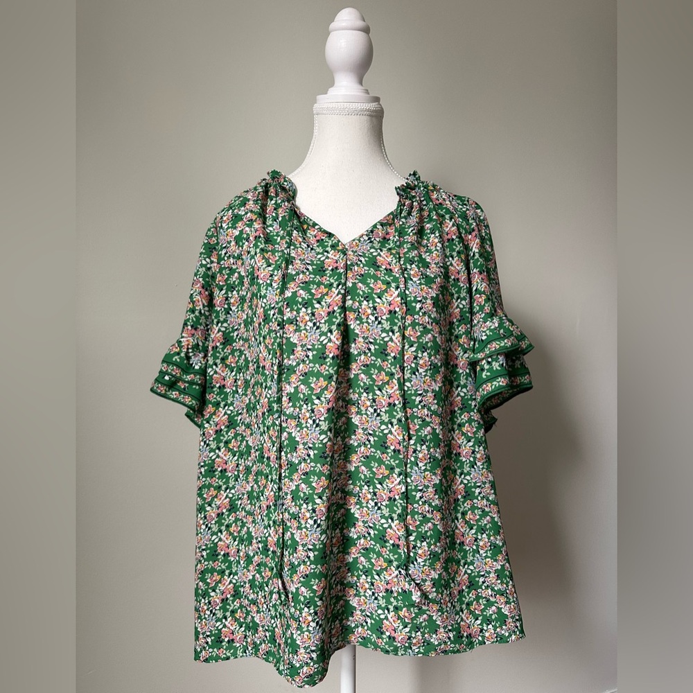 MAX STUDIO Green Floral Cottage‎ Preppy Flowy Short Sleeve Blouse Size 1X